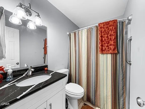 Building Photo - 4036 Woodridge Rd