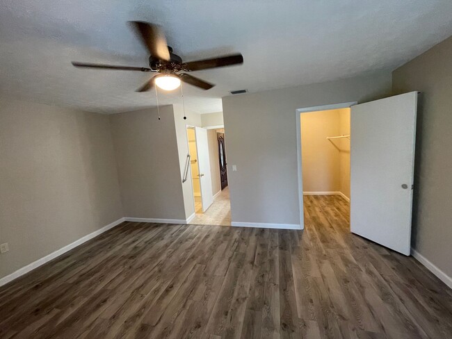 Building Photo - For Lease - 3 BR | 2 BA Newly Remodeled To...