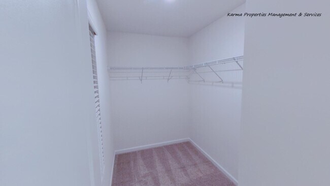 Building Photo - 785 Earhart St NW