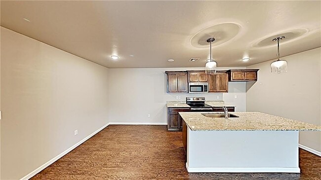 Building Photo - 4318 Stonehaven Dr