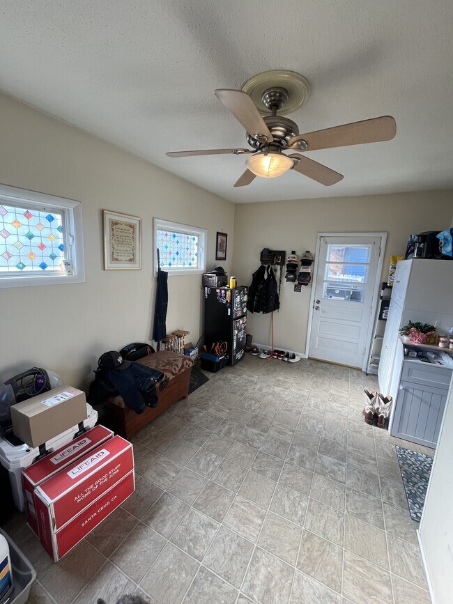 Building Photo - 424 Grover St