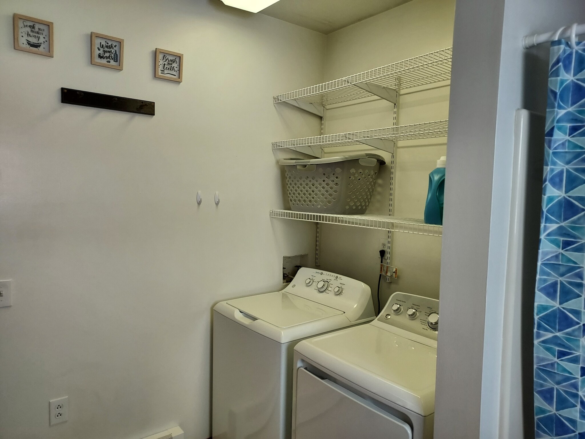 Washer and Dryer - 18148 Switzer Rd