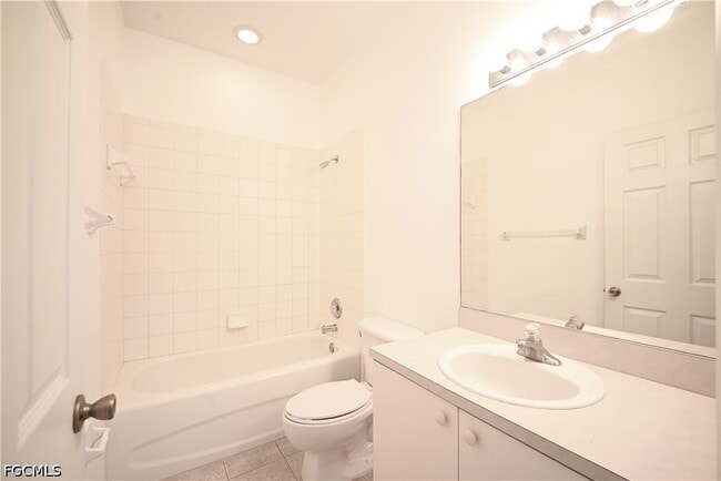 Building Photo - 15449 Bellamar Cir
