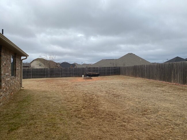 Building Photo - 1401 Limestone Way