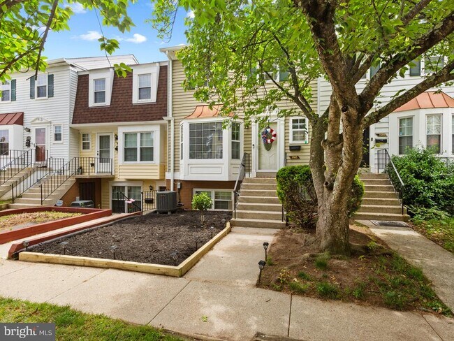 Building Photo - 1488 Orleans Ct