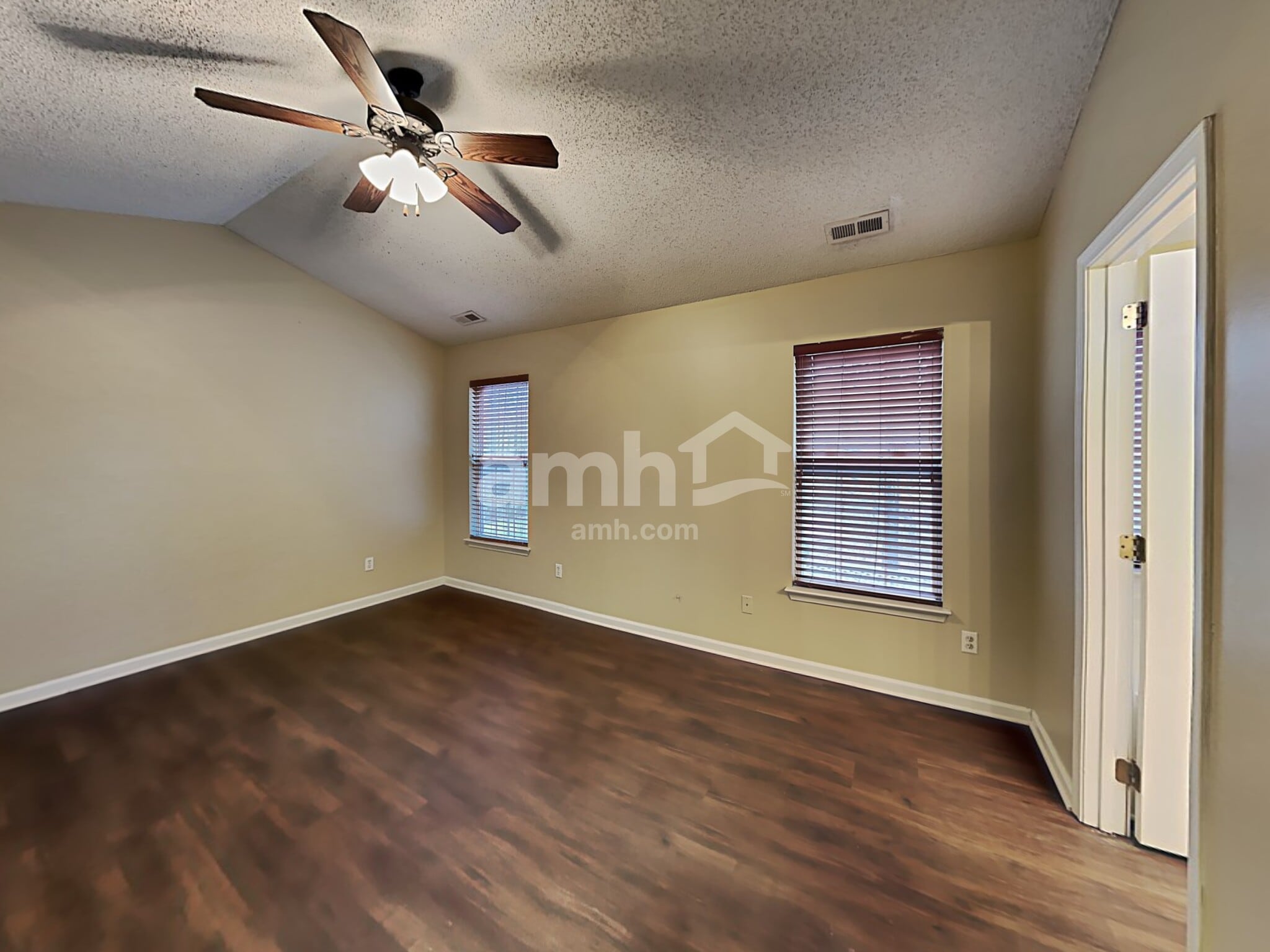 Building Photo - 1701 Colin Creek Ln