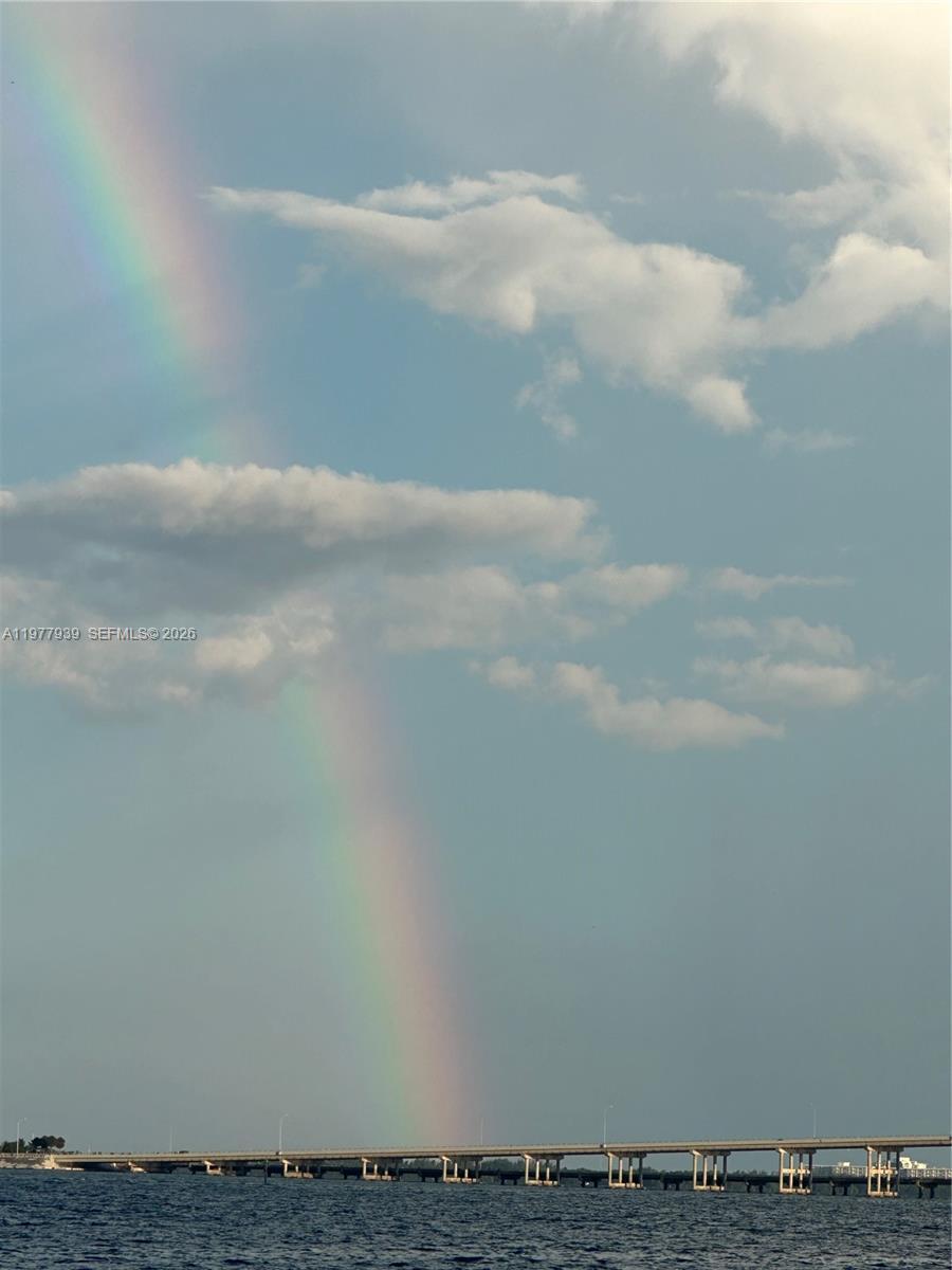 Building Photo - 1541 Brickell Ave