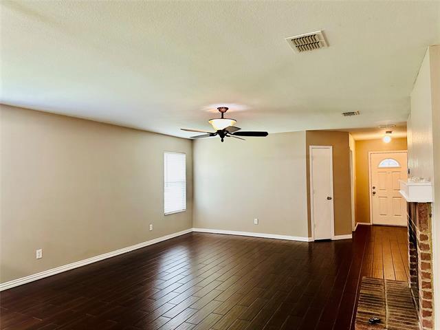 Building Photo - 8021 Stowe Springs Ln