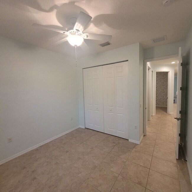 Building Photo - 1701 Mariner Bay Blvd