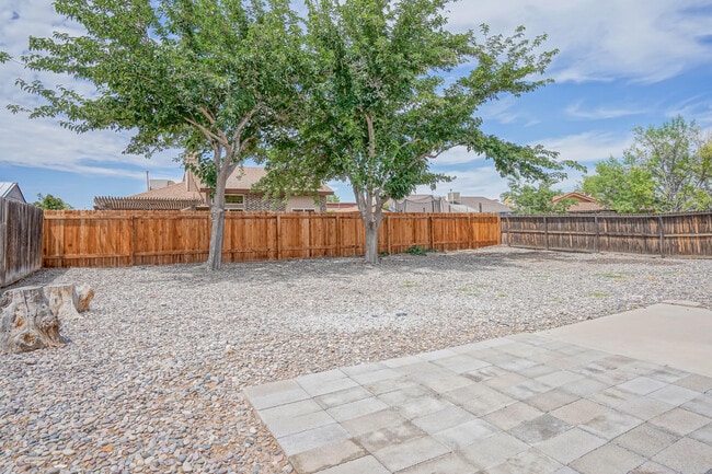 Building Photo - 5609 Wingate Ave NW