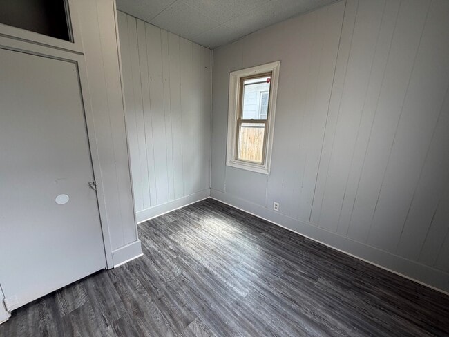 Building Photo - 36 Griffin-S