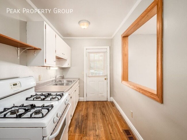 Building Photo - 1425 Northwest Blvd