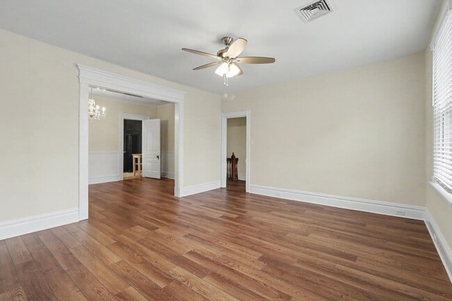 Building Photo - 36 W Pomfret St