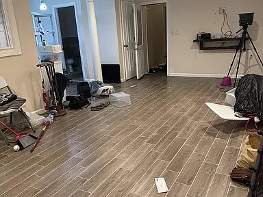 Building Photo - 18 Eulner St