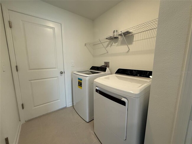 Building Photo - 2707 PIONEER Trl