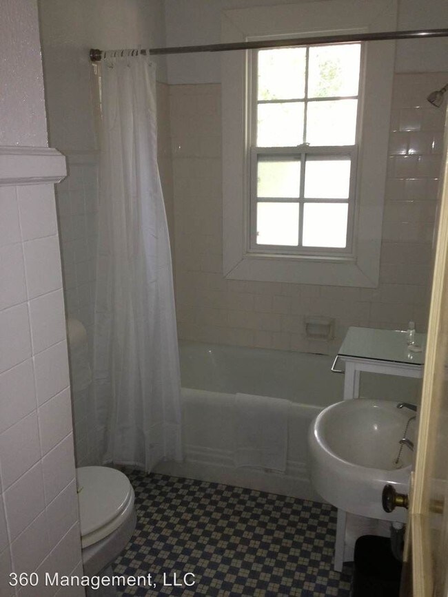 Building Photo - 2 br, 1 bath House - 359 Payne St