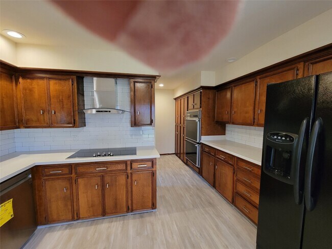 Building Photo - 406 Fox Briar Ln