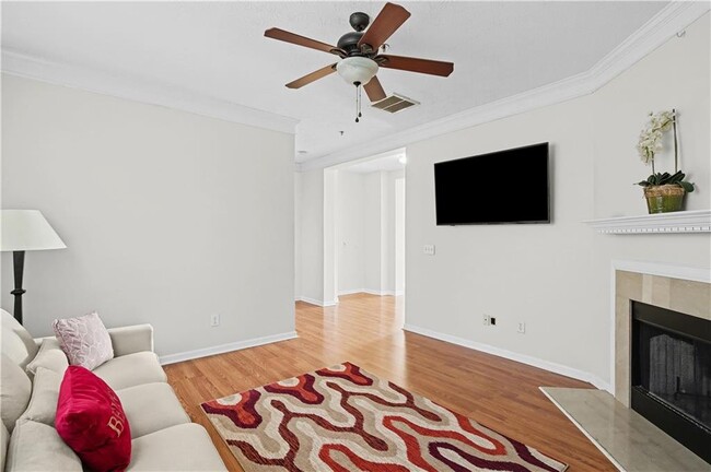 Building Photo - 102 Weatherstone Square Dr