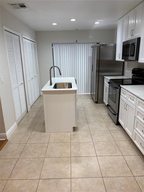 Building Photo - 2526 Tahoe Cir