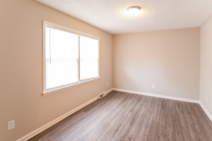 Building Photo - 617 Brailsford Blvd