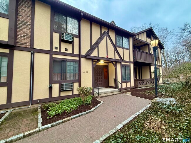Building Photo - 125 Warner Hill Rd