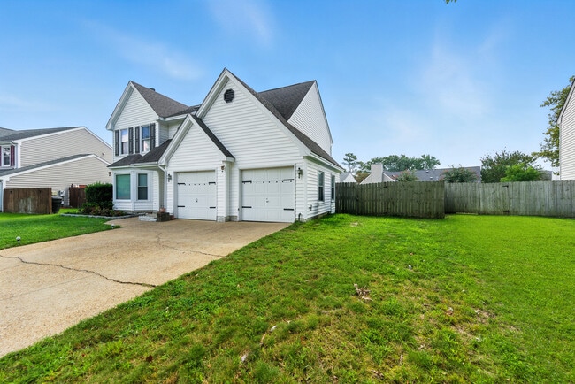 Building Photo - 3077 Silver Maple Dr