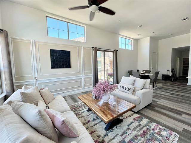 Building Photo - 2621 Chablis Dr