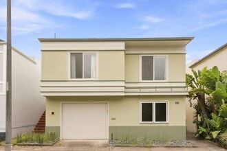 Building Photo - 167 Skyview Way