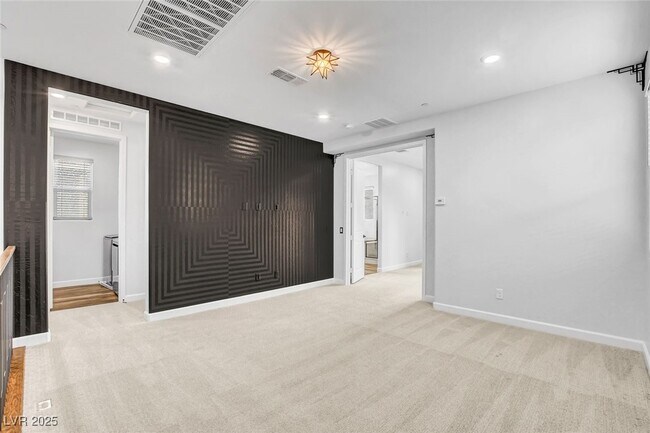 Building Photo - 318 Wind Poppy St