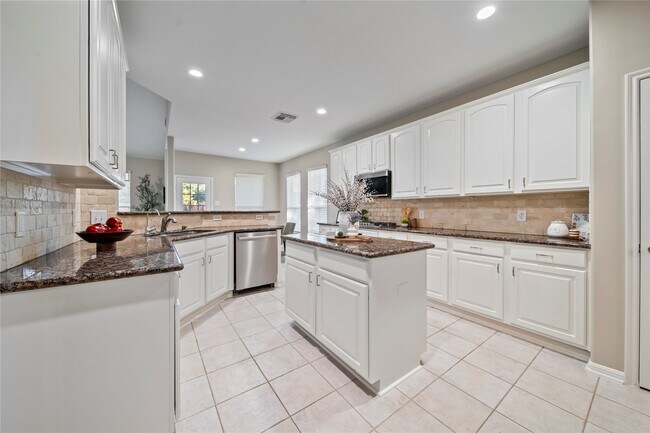 Building Photo - 22519 Diamond Shore Ct