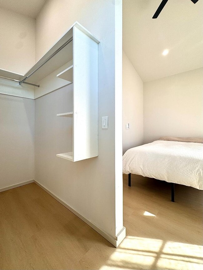 Building Photo - 3577 Louisiana St