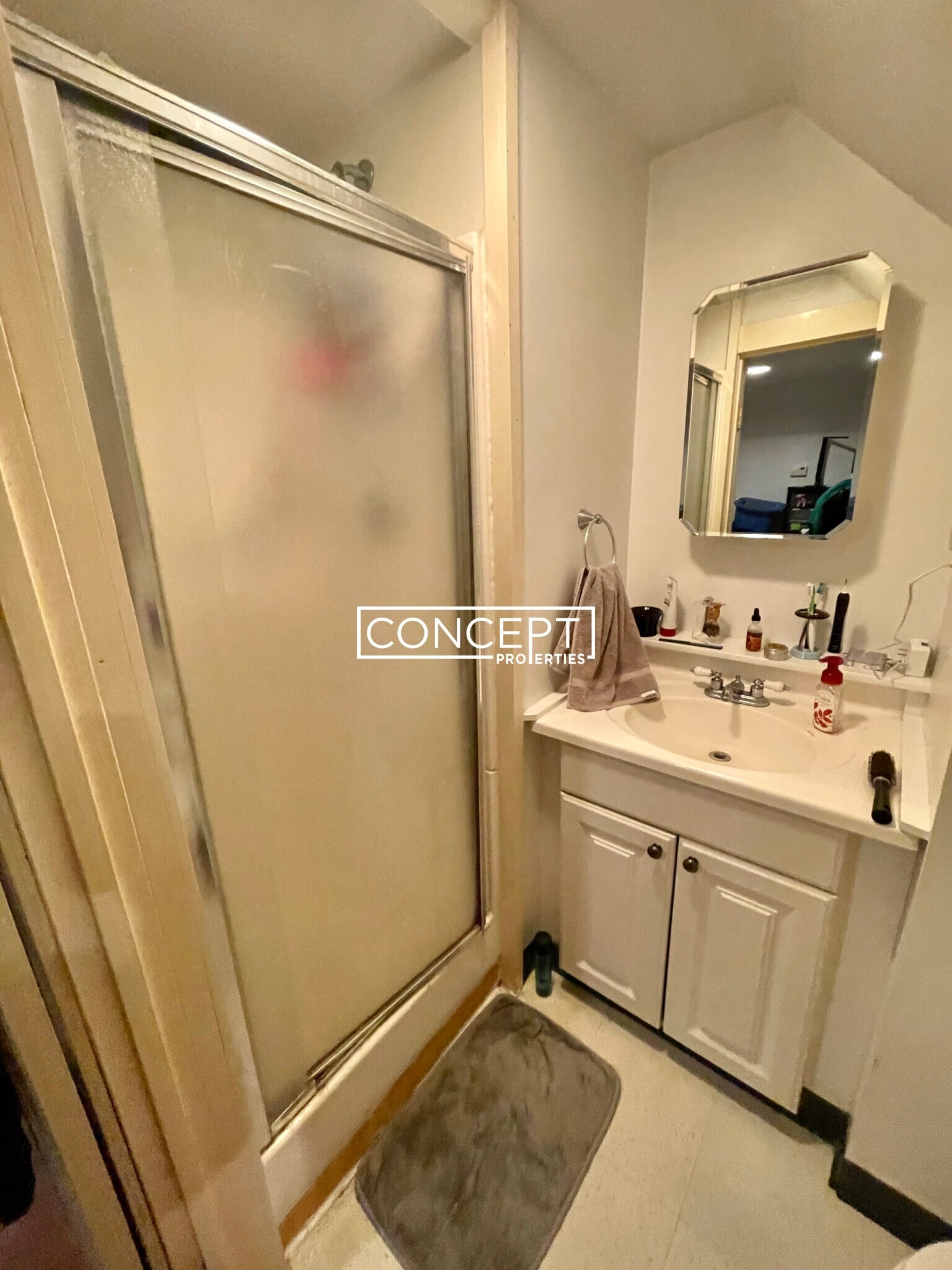 Building Photo - 7 Jay St