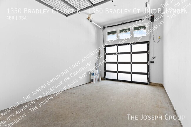 Building Photo - 1350 Bradley Ct