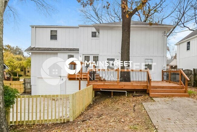 Building Photo - 12727 W 101st St