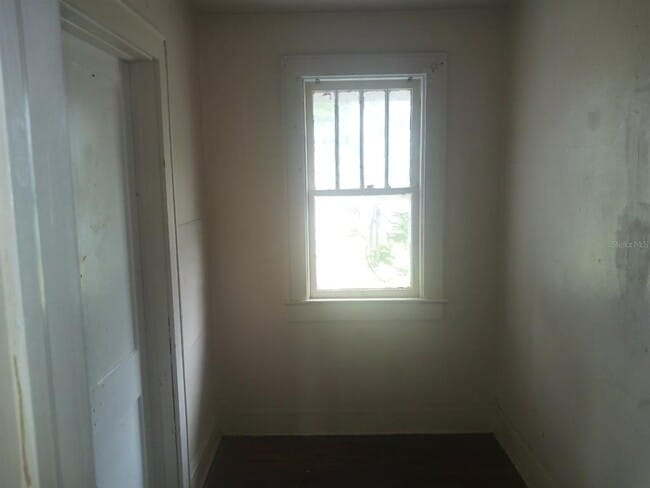 Building Photo - 720 6th St NW