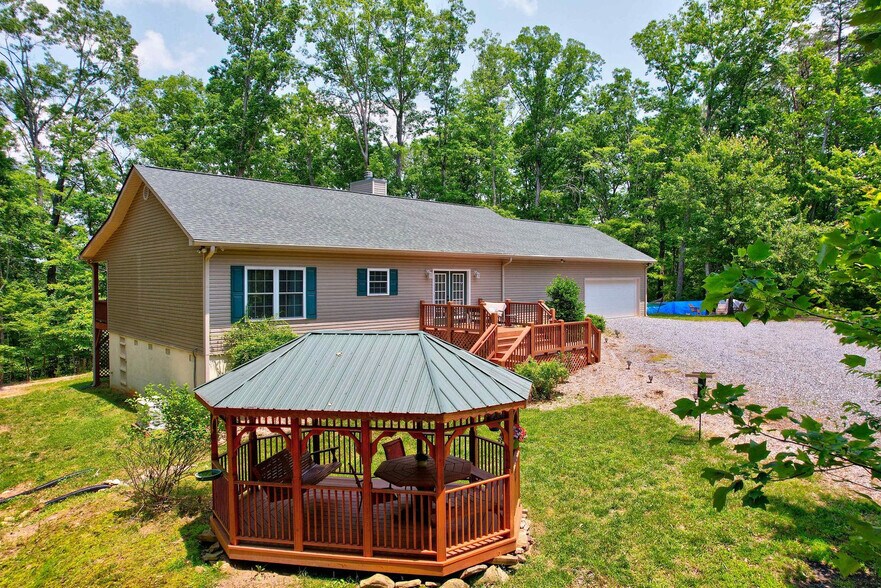 Building Photo - 1428 Power Dam Rd