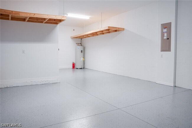 Building Photo - 1573 Vizcaya Ln