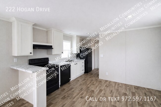 Building Photo - 222 Hogan Dr