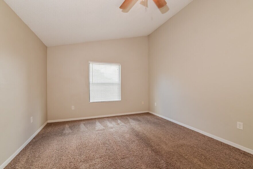 Building Photo - 5158 Log Wagon Rd