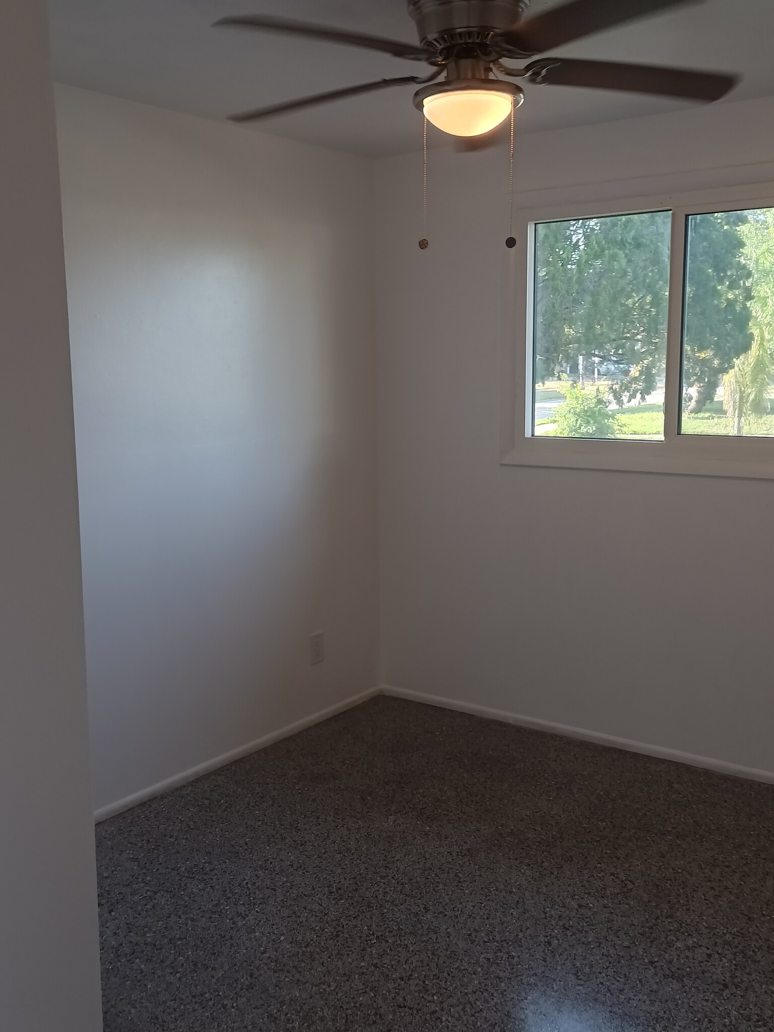 Building Photo - 9098 Southern Comfort Dr