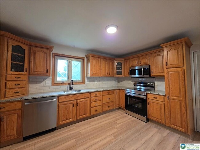 Building Photo - 1645 Mark Twain Cir