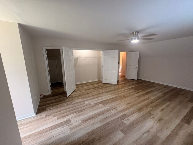 Building Photo - BOGART HOME | 4BD 3.5B