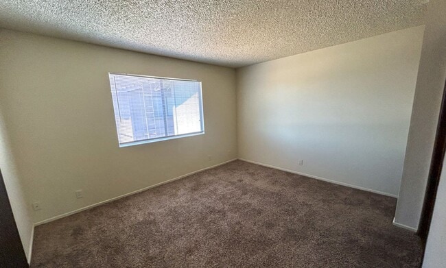 Building Photo - 951 Jamieson Ct