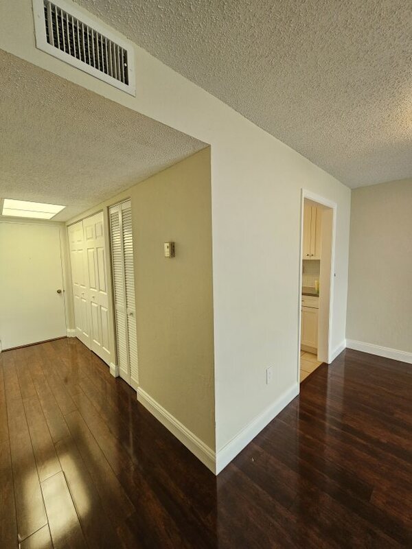 Building Photo - 4595 Chancellor St NE