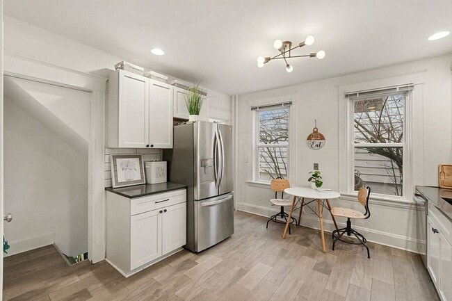 Building Photo - 3639 Columbus Ave