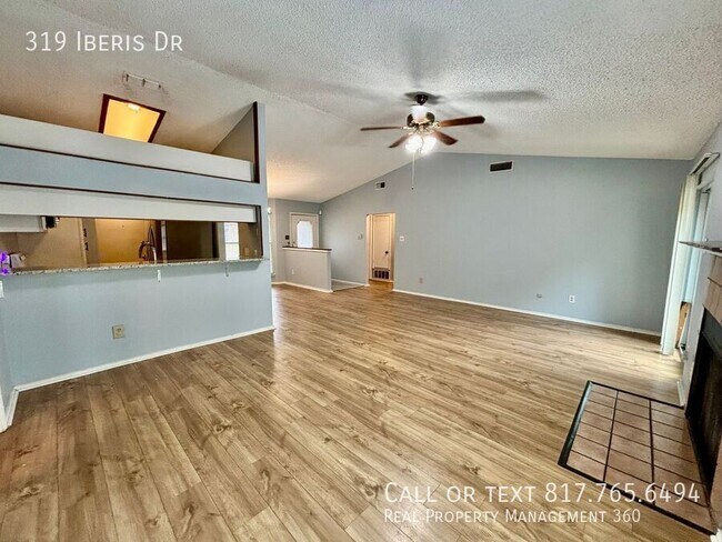 Building Photo - 319 Iberis Dr