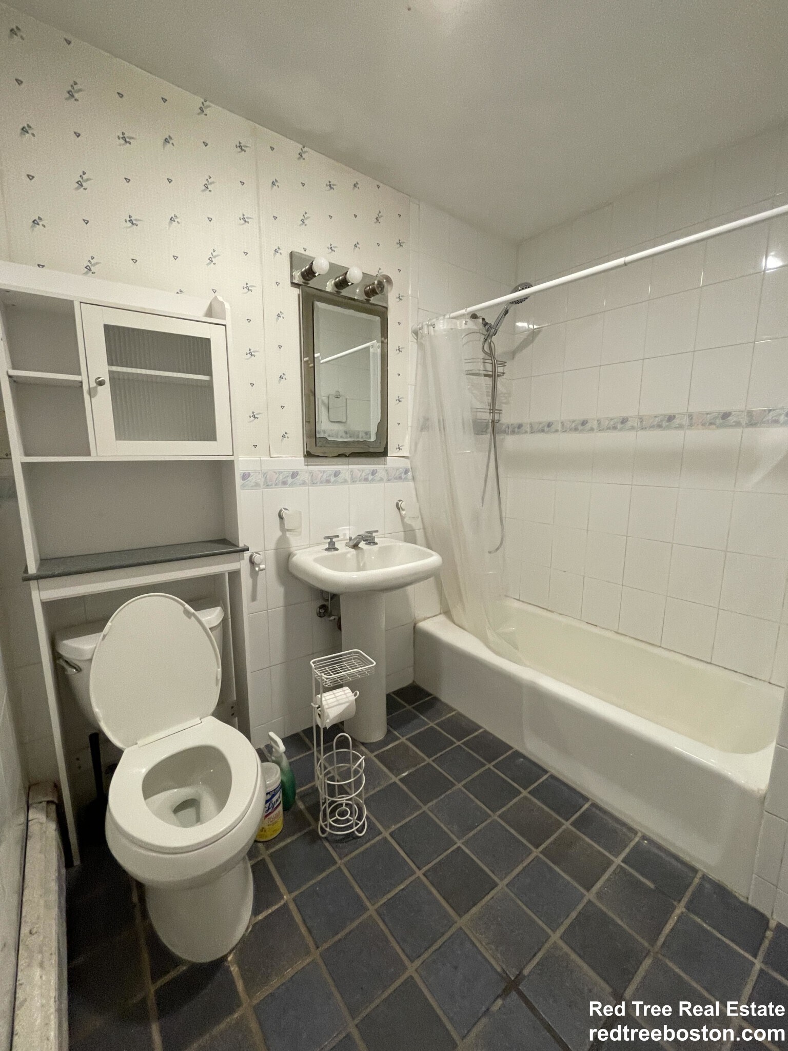 Building Photo - 50 Radnor Rd