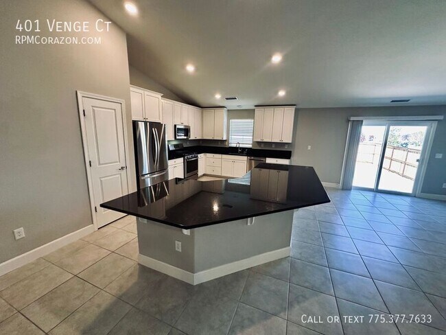 Building Photo - 401 Venge Ct