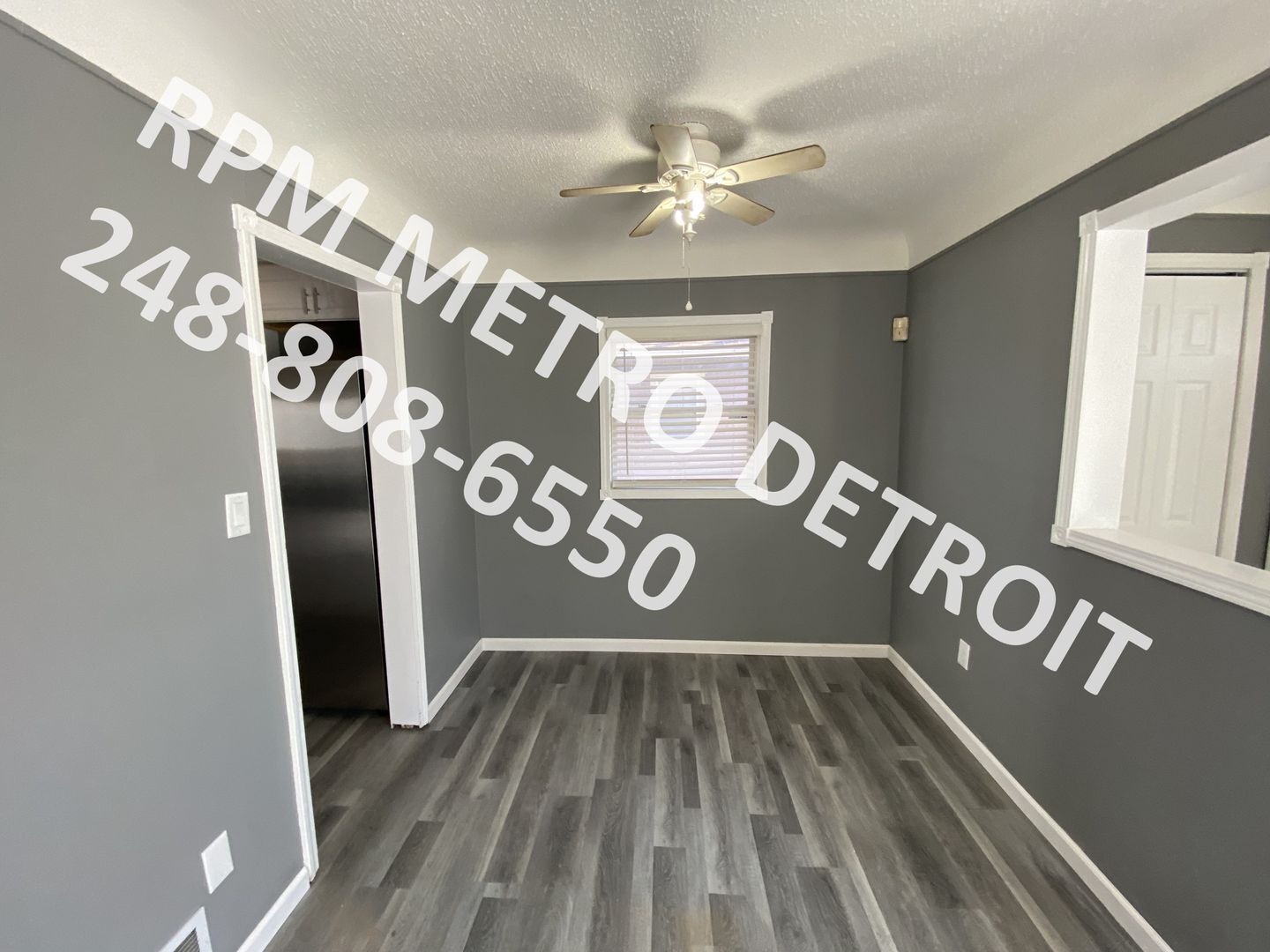 Building Photo - 28422 Parkwood St