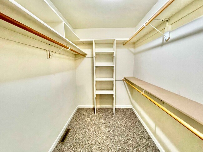 Storage - 212 Lester Ct